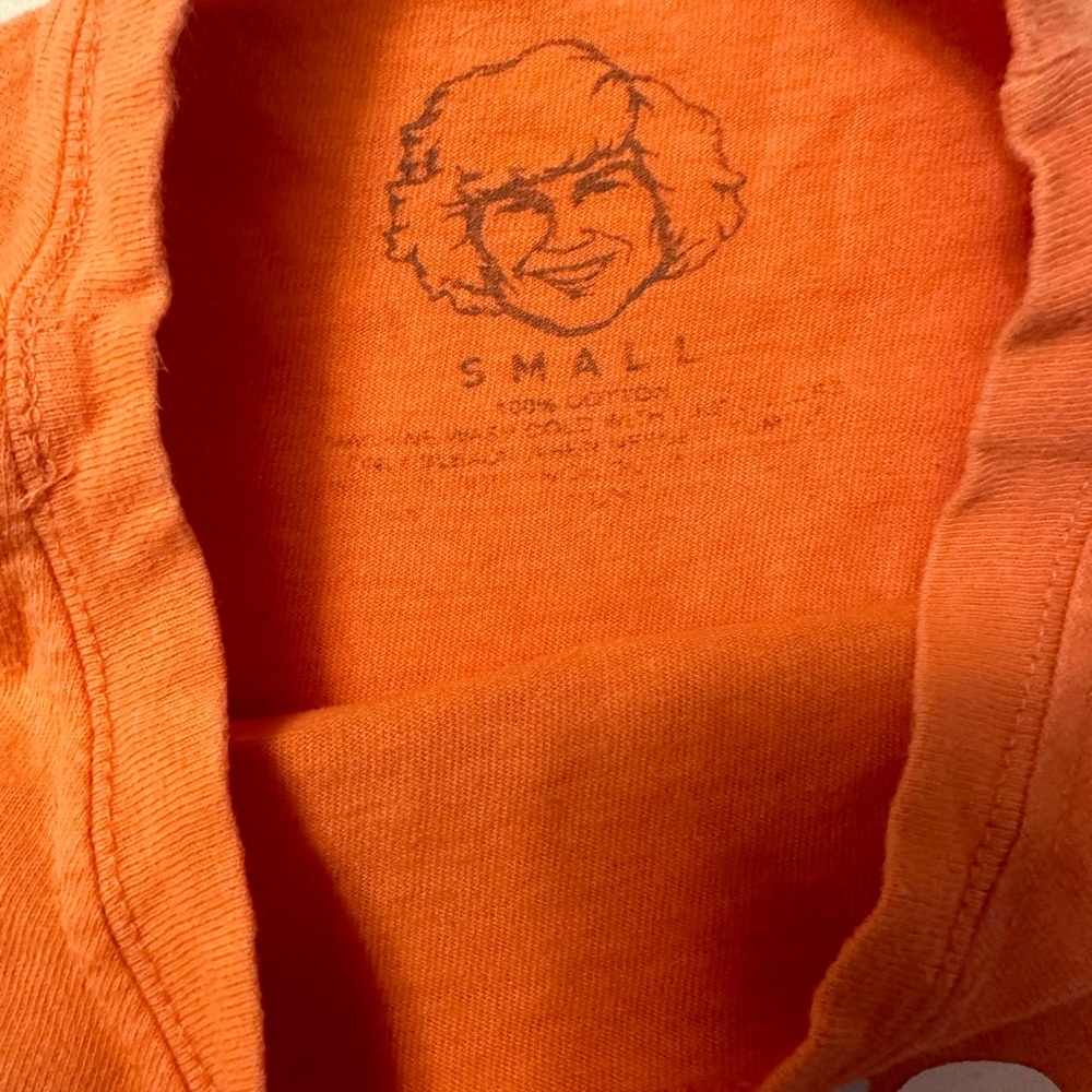 Orange Danny Duncan virginity rocks Women’s t-shirt